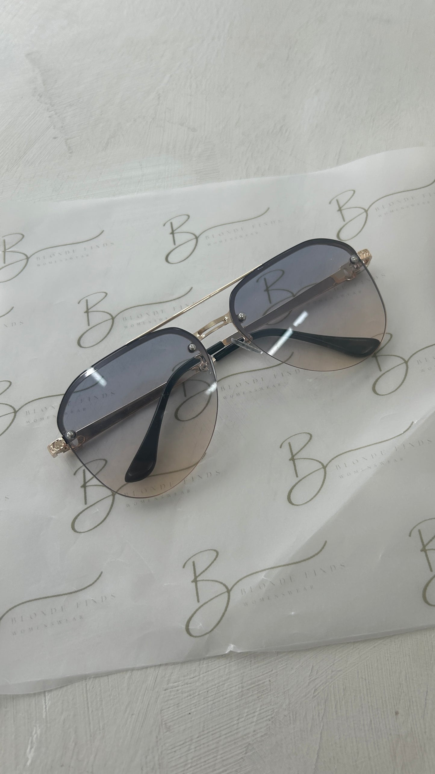 MALLORCA Aviator Sunglasses